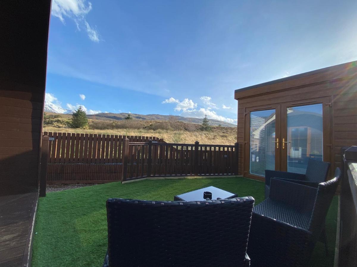 Highland Stays - Ben View Studio Pod & Jacuzzi Bath Форт-Уильям Экстерьер фото